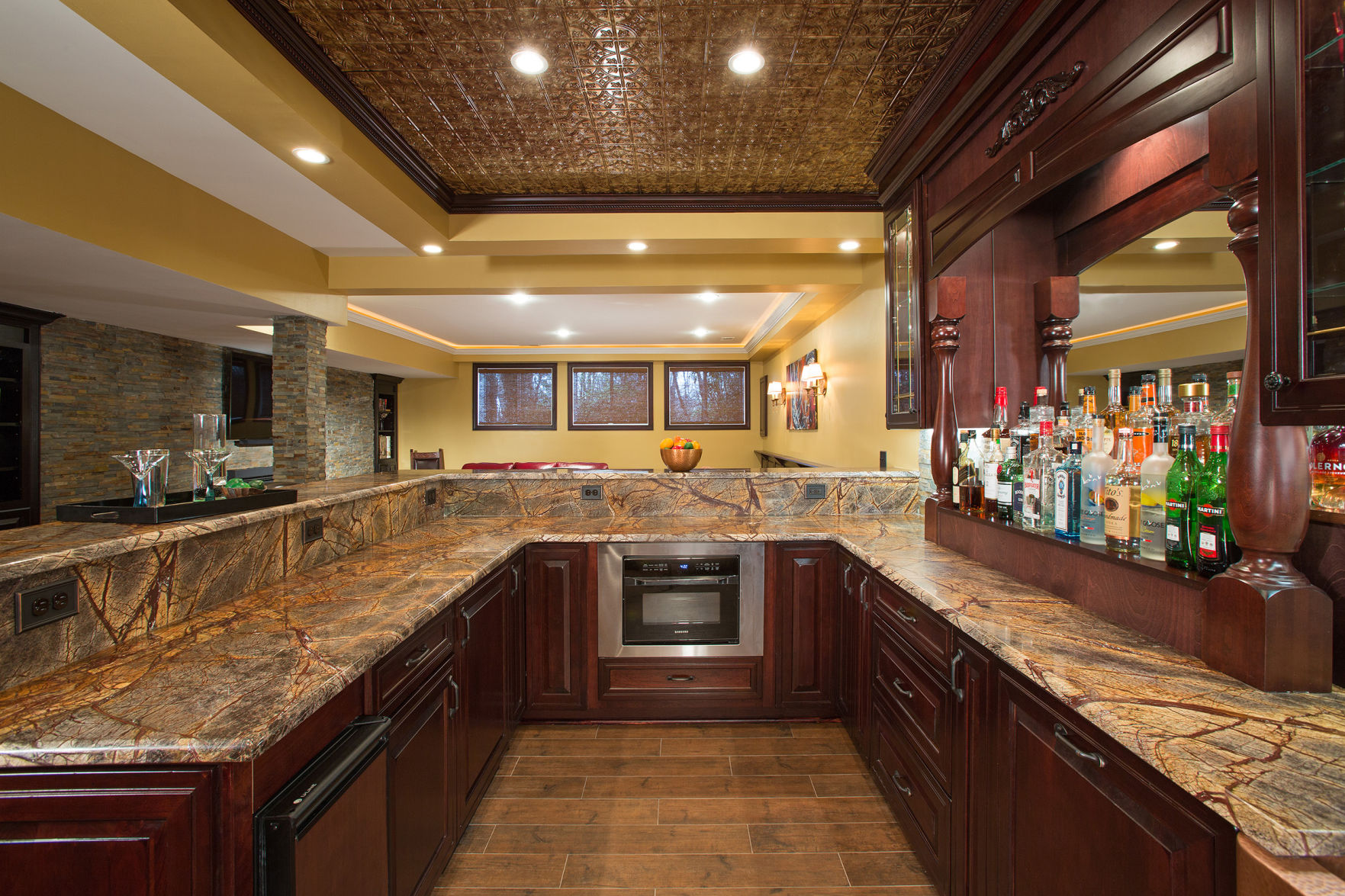 1b Inside bar.jpg